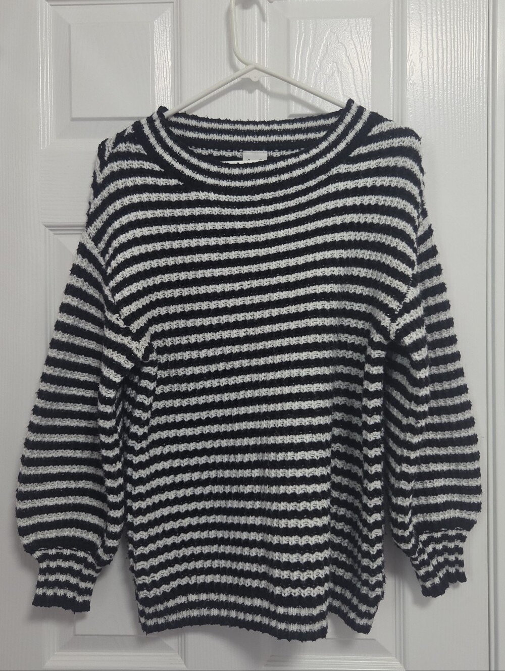 Cozy Casual Chunky Striped Black & White Balloon Sleeve Pullover Sweater M/L